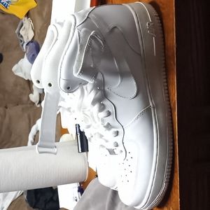 Nuke Air One Authentic